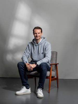Dr. Daniel Seifert
